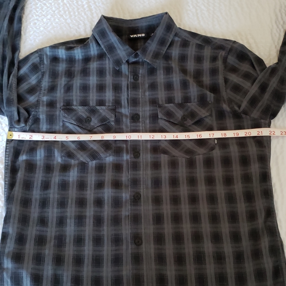 Vans Plaid Long Sleeve  Button Down Shirt - Picture 8 of 11